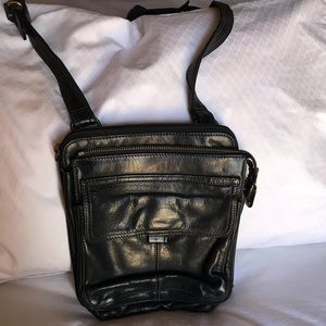 Leather cross body purse